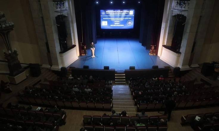 Самарская делегация приняла участие в межрегиональном форуме «Сердце России» в Екатеринбурге