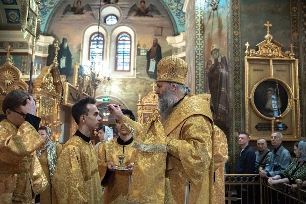 Митрополит Феодосий возглавил всенощное бдение в Покровском соборе г. Самары