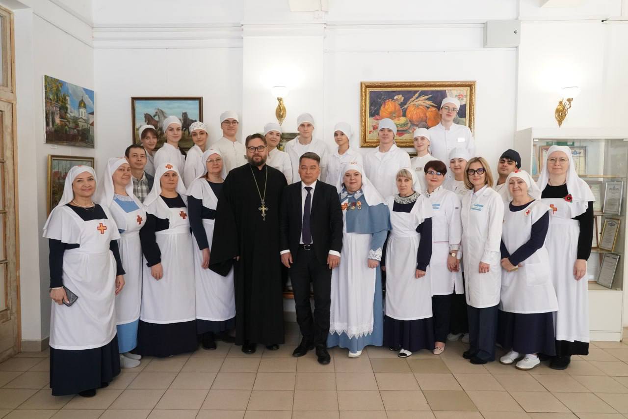 Обитель Милосердия посетил и.о. министра промышленности Самарской области Денис Гурков