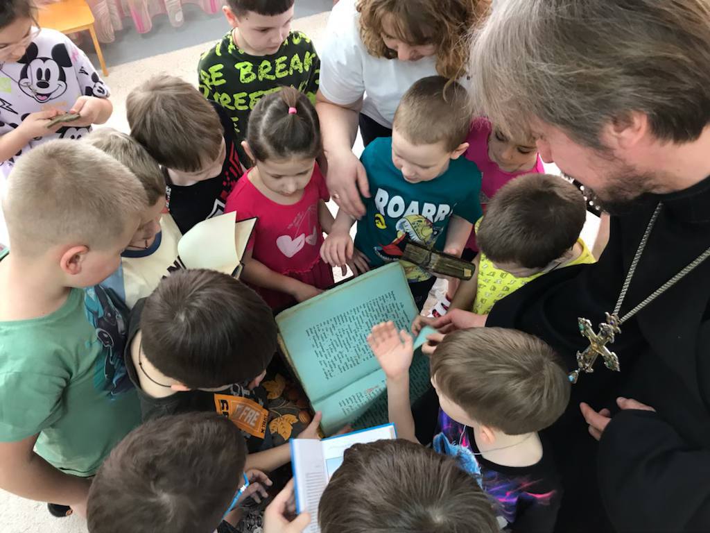 Дошкольное образование: в детском саду № 375 города Самары отметили День православной книги