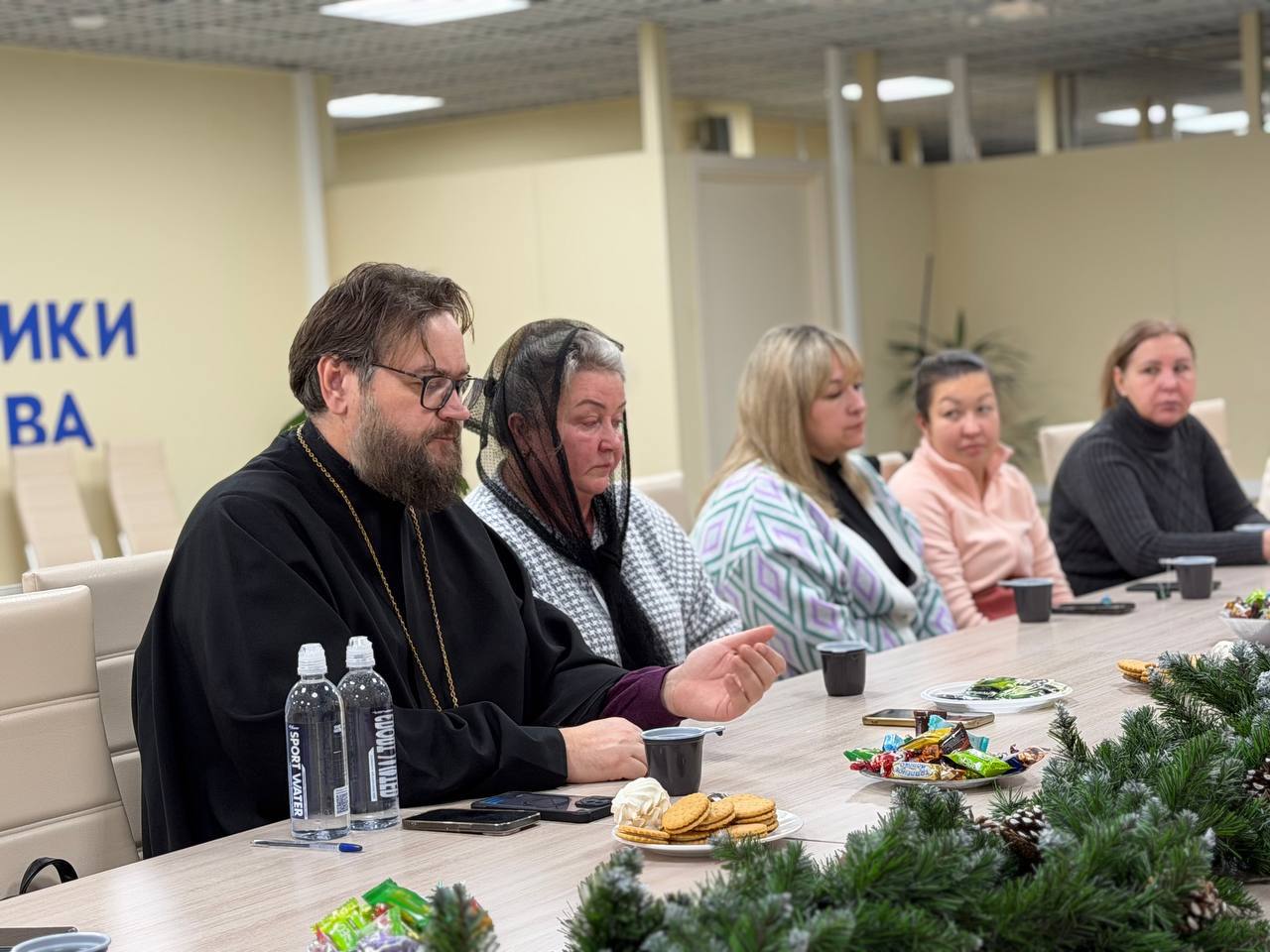 Духовная встреча ветеранов и семей защитников Отечества в самарском филиале фонда «Защитники Отечества»