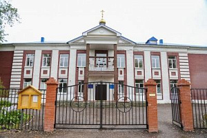 Храм во имя святого великомученика Димитрия Солунского