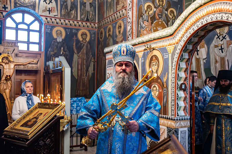 Митрополит Феодосий