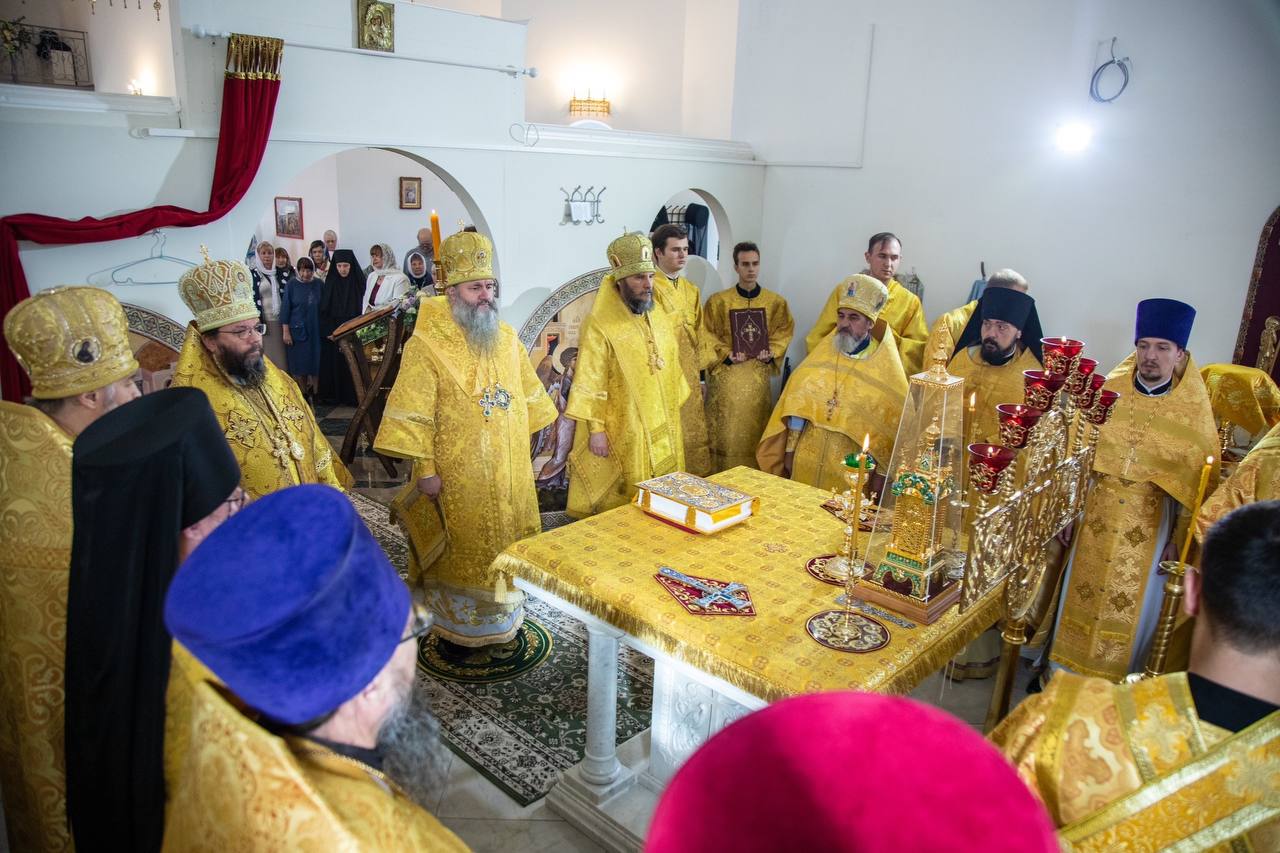 В Покровском Александро-Чагринском монастыре состоялось великое освящение храма святого праведного Александра Чагринского
