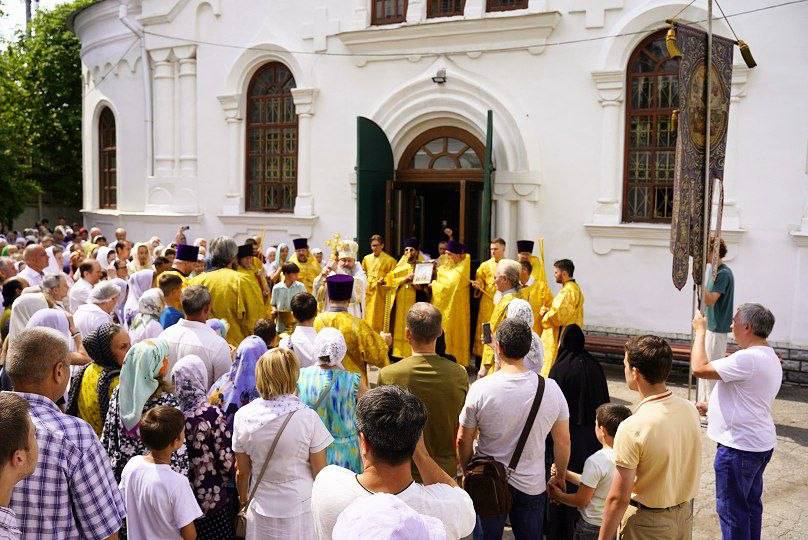Торжество в день памяти святых апостолов Петра и Павла