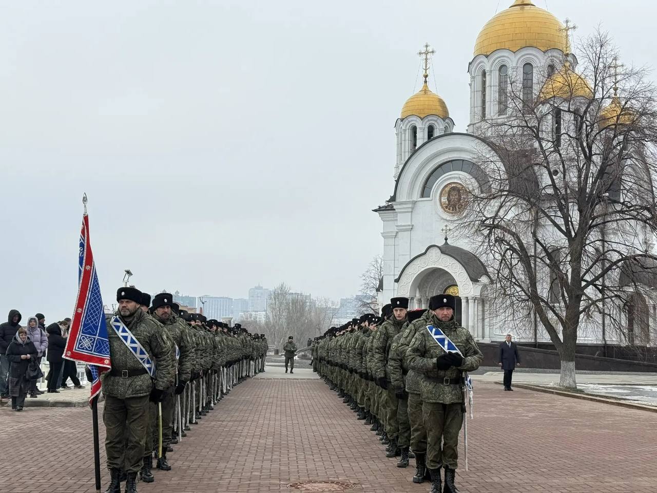 Молебен перед отправкой казачьего парадного расчета в Москву