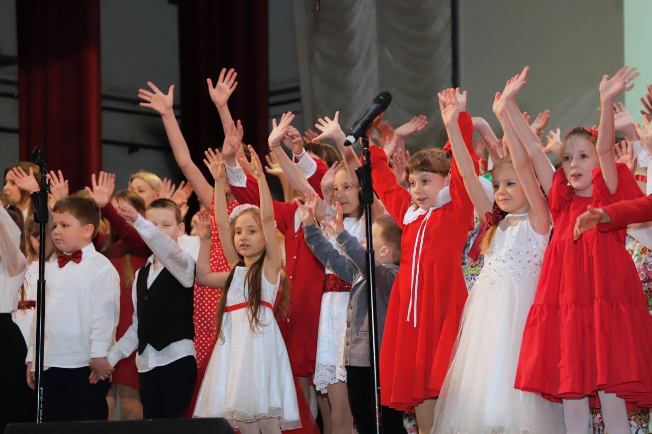 Пасхальный концерт в поселке Управленческий объединил творческие коллективы города