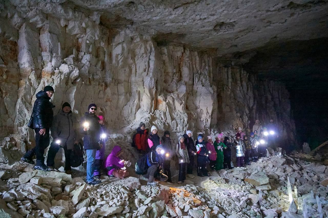 Воспитанники центра «Победа» и учащиеся Борисо-Глебской школы совершили поход в Сокские штольни