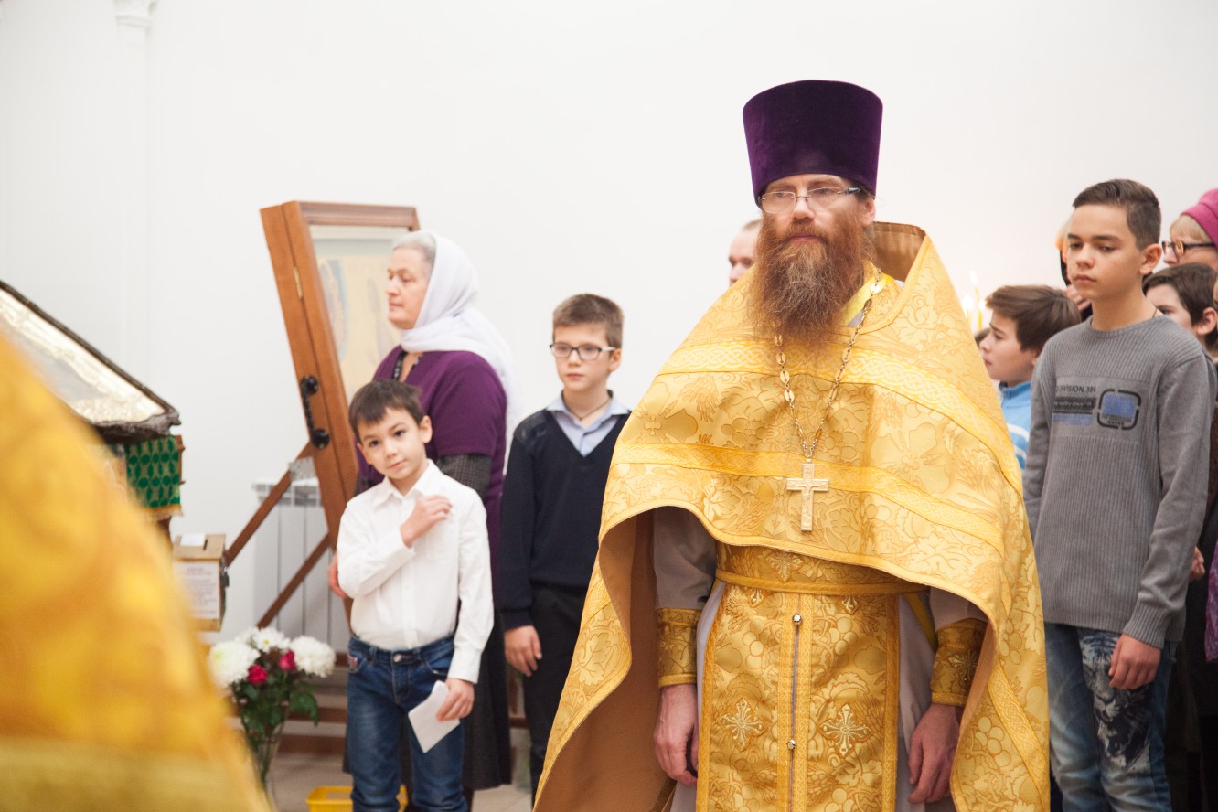 Храм, где дети приводят взрослых к вере: интервью с настоятелем прихода преподобной Марии Египетской