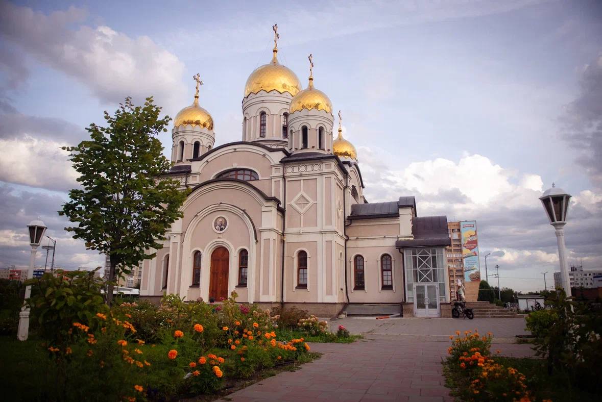 Митрополит Феодосий возглавил всенощное бдение в Благовещенском храме г. Самары